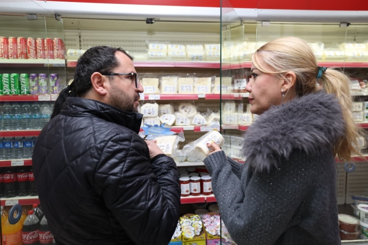 Merkezefendi Halk Şarküteri Vatandaşlara Uygun Fiyatlı Süt Ürünleri Sunuyor