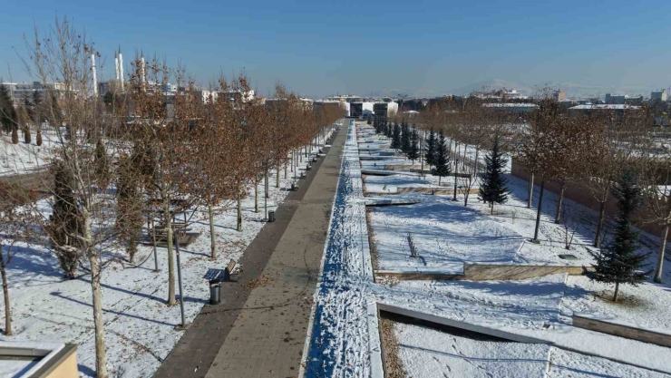 Çorum’da Kar Kartpostallık Görüntüler Oluşturdu