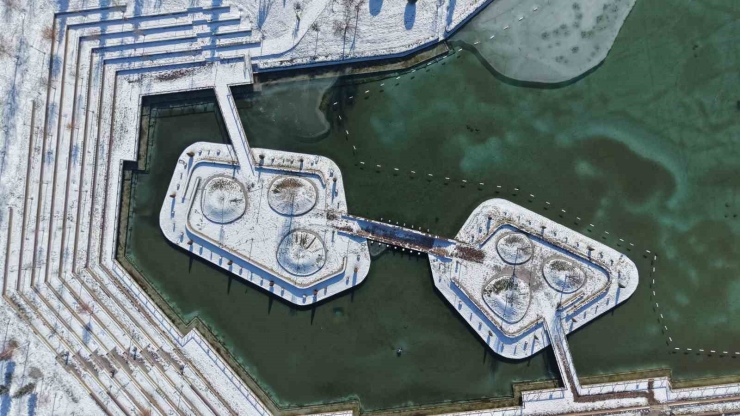 Çorum’da Kar Kartpostallık Görüntüler Oluşturdu