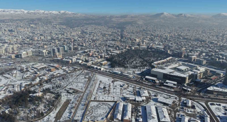 Çorum’da Kar Kartpostallık Görüntüler Oluşturdu
