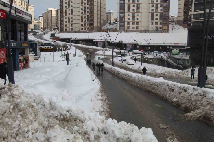 Şırnak Kara Teslim Oldu, Kurumlar Sahada Gücünü Gösterdi