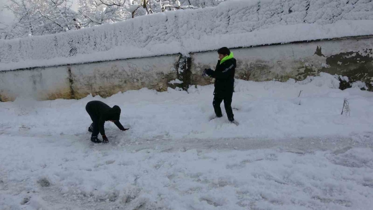 Kar Trabzon’u Beyaza Bürüdü