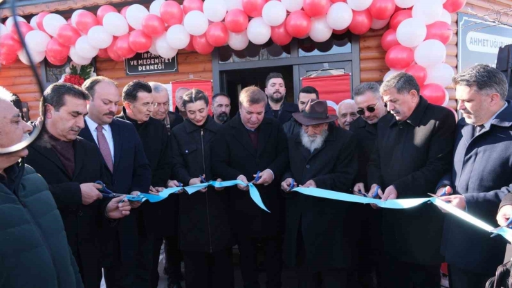 Ahmet Uğurlu Dede Zakirlik Ve İ̇rfan Ocağı Erzincan’da Açıldı