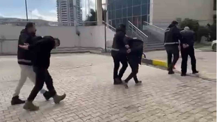 Hapis Cezası İle Aranan 3 Kişi İ̇skenderun’da Yakalandı