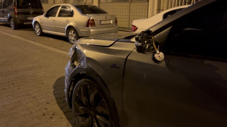 Kaza Sonrası "eşimle Kavga Ettim" Diyerek Arabayı Bırakıp Olay Yerinden Firar Etmiş