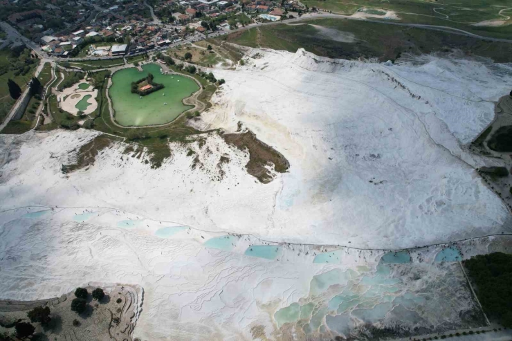 Pamukkale 2025’in En Fazla Ziyaret Edilen 2’inci Örenyeri Oldu