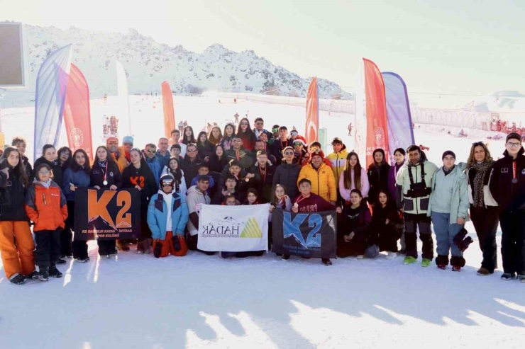 Snowboard İ̇l Birinciliği Müsabakaları Sona Erdi
