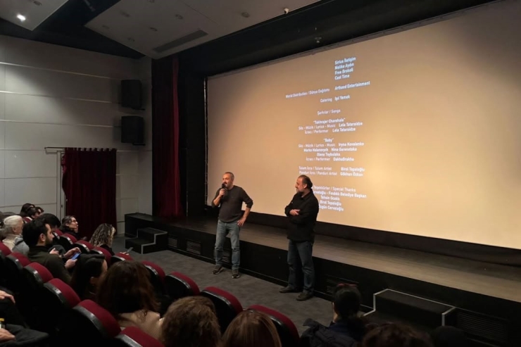 Ödüllü Yönetmen Özcan Alper ’erken Kış’ Filmiyle Nilüferlilerle Buluştu