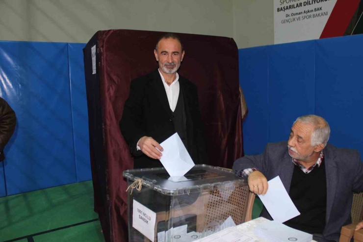 Türkeli Esnaf Odası’nda Ali Karahan Güven Tazeledi