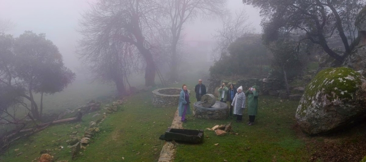 Doğaseverler, Milas’ın Tarihi Yerlerini Gezdi