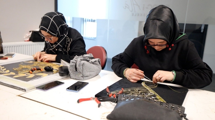 Başiskele’de "kale" Modeliyle Binlerce Ailenin Hayatına Dokunuldu