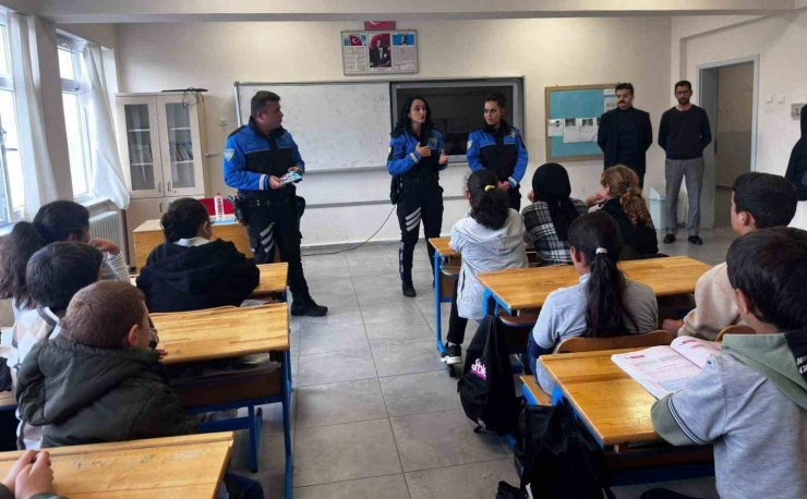 Erzincan’da 555 Öğrenciye Güvenlik Ve Trafik Eğitimi Verildi