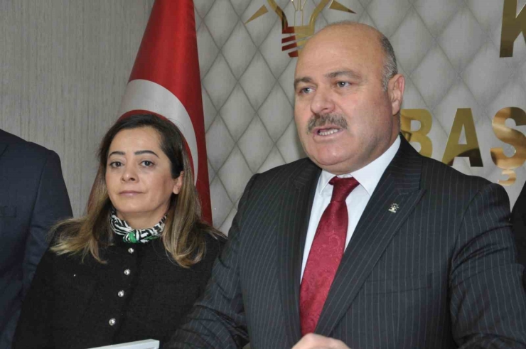 Kars’ta 7 Ayda 4 Bin 114 Kişi Ak Parti’ye Üye Oldu