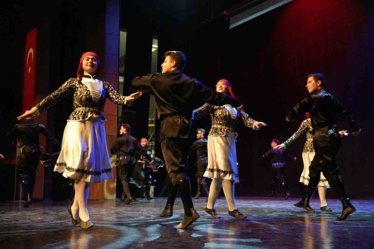 Çerkeslerden "kültür Neferleri Onur Gecesi"