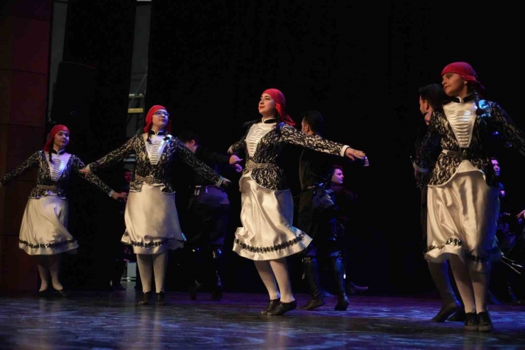 Çerkeslerden "kültür Neferleri Onur Gecesi"