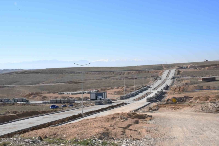 Doğu Anadolu’nun En Büyük Tarıma Dayalı İ̇htisas Osb’sinde Sona Doğru