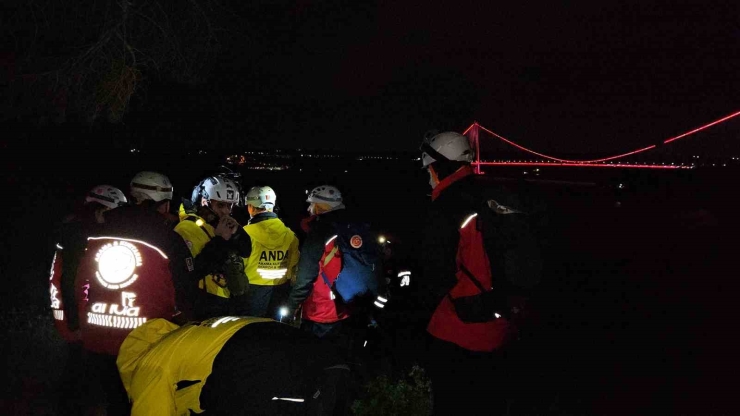 Mantar Toplamak İçin Rumelifeneri’nde Kaybolan Kadın Saatler Sonra Bulundu