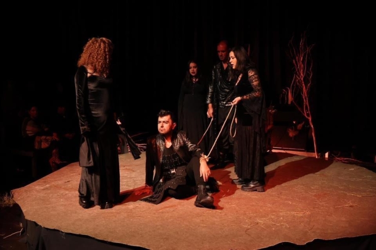 Merkezefendi Kent Tiyatrosunun Ocak Ayı Oyun Takvimi Yayınlandı