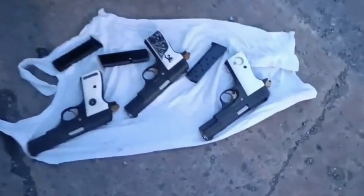 Samsun’da Şüpheli Araçtan 3 Adet Ruhsatsız Tabanca Ele Geçirildi