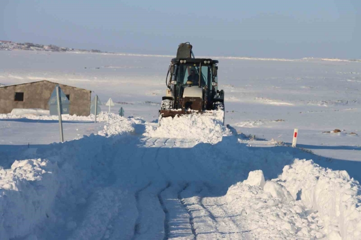 Şanlıurfa Kırsalındaki Yollar Ulaşıma Açıldı