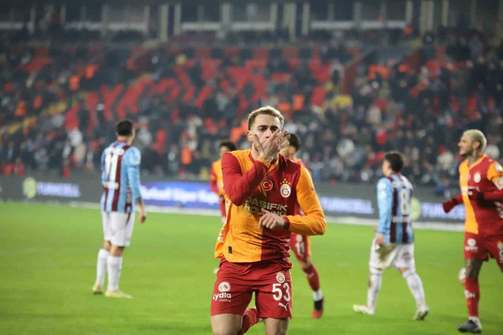 Turkcell Süper Kupa: Galatasaray: 2 - Trabzonspor: 0 (i̇lk Yarı)