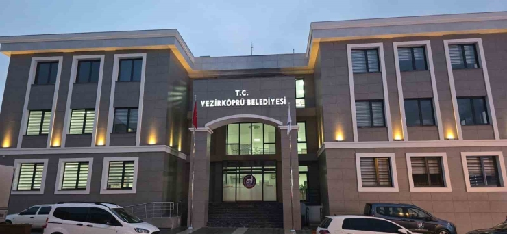 Vezirköprü’de Çocuklara Ve İhtiyaç Sahiplerine Sosyal Destek