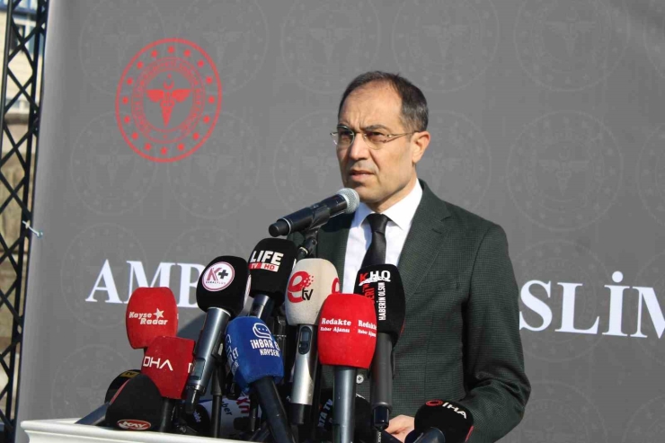 Kayseri’de 12 Ambulans Daha Hizmete Başladı