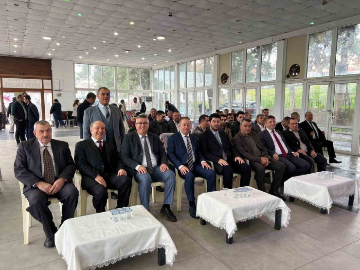 Ayvacık’ta Şoförler Ve Otomobilciler Esnaf Odası Başkanı Mehmet Solak Güven Tazeledi