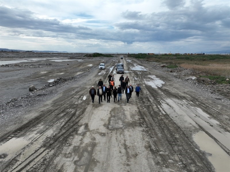 Kaymakam Odabaş, Jeotermal Sera Otb Alanını İnceledi