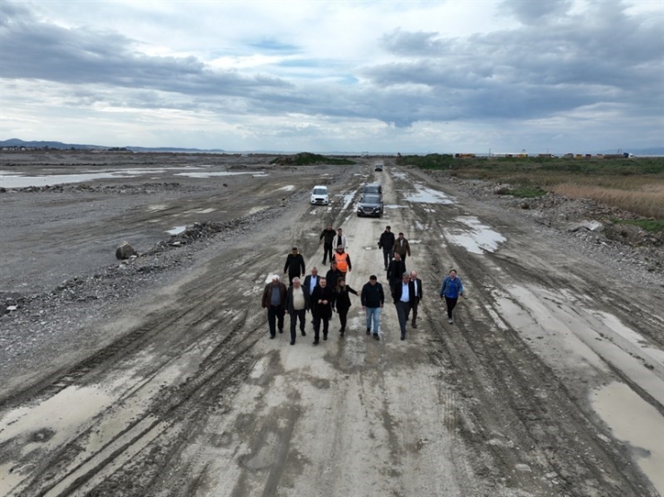 Kaymakam Odabaş, Jeotermal Sera Otb Alanını İnceledi