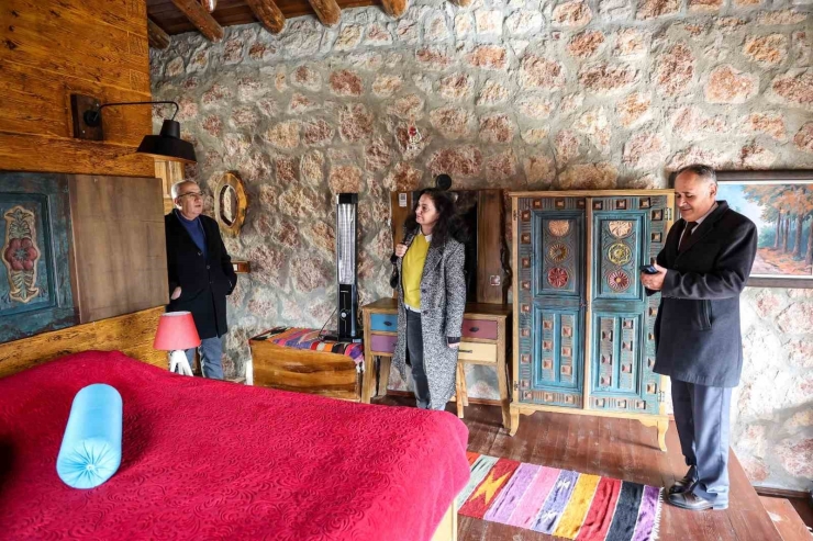 Denizli İ̇l Kültür Ve Turizm Müdürü Özel, Çameli Belediye Başkanı Arslan’ı Ziyaret Etti