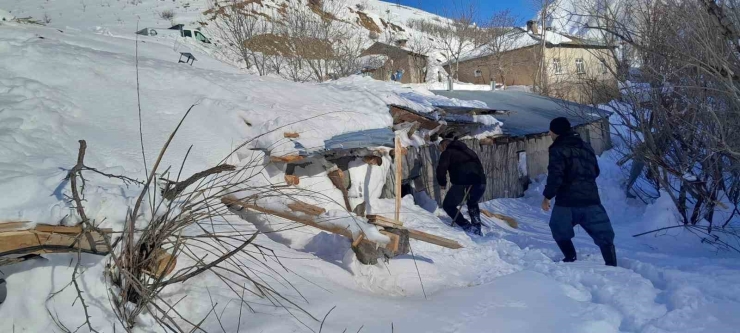 Yüksekova’da Çığ Yaraları Sarılıyor: