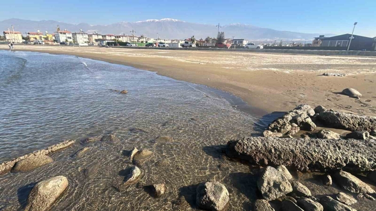 Deniz Suyunda Yaşanan Çekilme Vatandaşları Tedirgin Etti