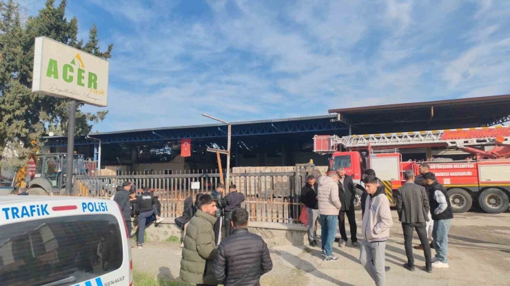 Pantolonunu Giymek İçin Geri Dönen 19 Yaşındaki İşçi Dumandan Etkilenerek Öldü