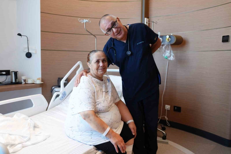 Avrupa’da Çare Yok Denildi, İ̇stanbul’da Kalbi Durdurulmadan İyileşti