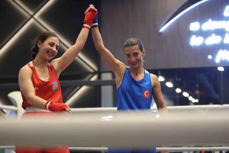 Kağıtsporlu Sporcular 2025’te 317 Madalya Kazandı