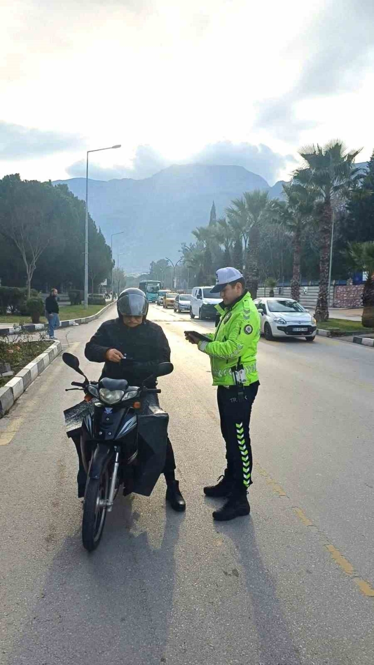 Manisa’da Motosiklet Denetiminde 3,25 Milyon Tl Ceza Kesildi