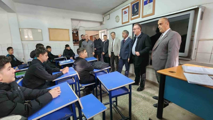 Meslekî Eğitim Tavşanlı’da Masaya Yatırıldı