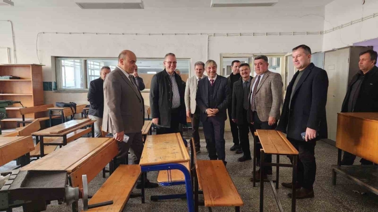 Meslekî Eğitim Tavşanlı’da Masaya Yatırıldı