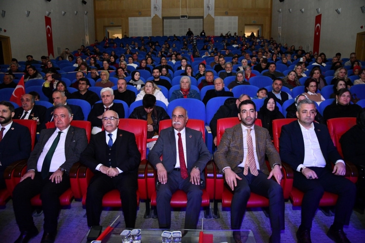 Osmaniye Musiki Derneği Belediye Korosu’ndan 