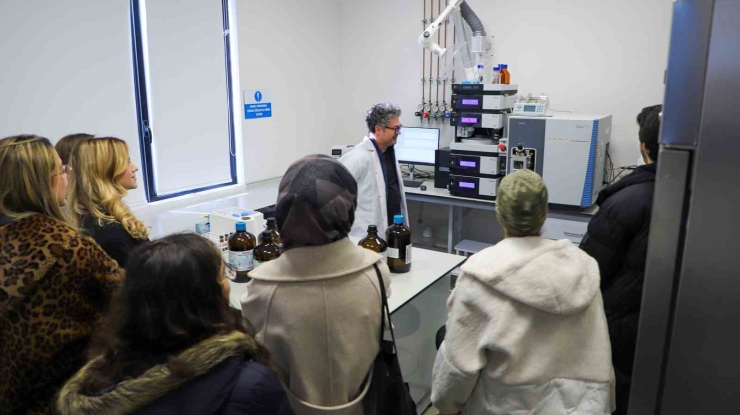 Üniversiteli Hekim Adayları Su Ve Atıksu Yönetimini Yerinde Gördü