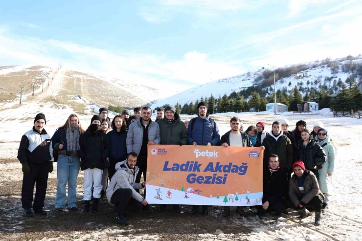Petek Genç Ladik Akdağ Gezileri Başladı