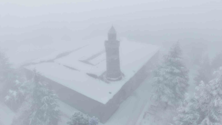 Sis Ve Kar Altındaki Harput, En Sessiz Günlerini Yaşıyor