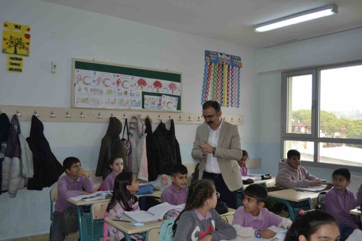 Sultanhisar Kaymakamı Ateş Öğrencilerle Buluştu