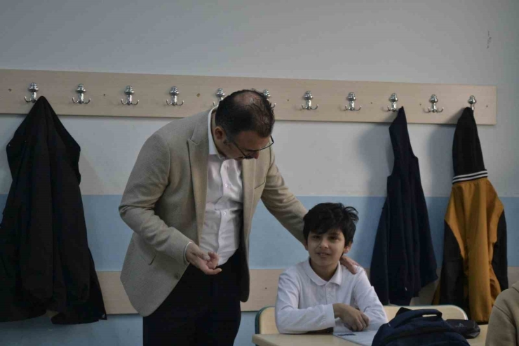 Sultanhisar Kaymakamı Ateş Öğrencilerle Buluştu