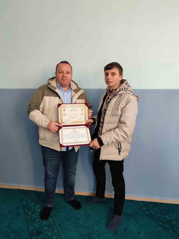 Şuhut’ta Hafızlık İcazet Sevinci