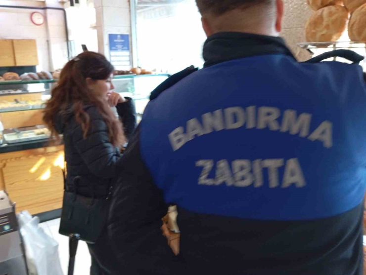 Bir Isırıkta Şok: Kurabiyeden Sigara İzmariti Çıktı