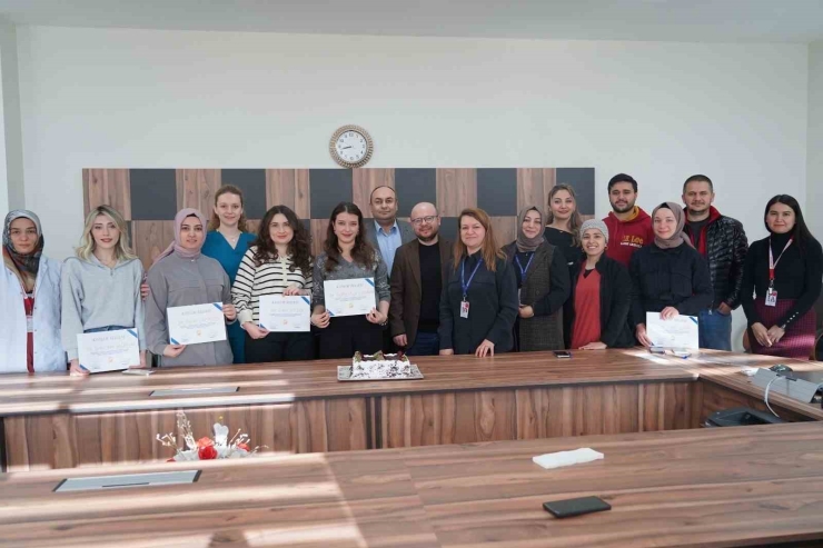 Bilecik’te ‘ameliyathane Hemşireliği Sertifika Programı’ Tamamlandı