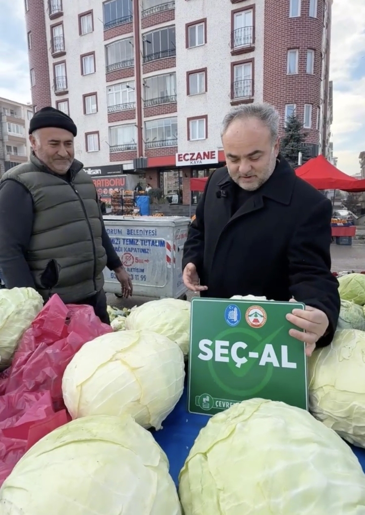 Çorum’da Semt Pazarlarında "seç-al" Dönemi Başladı