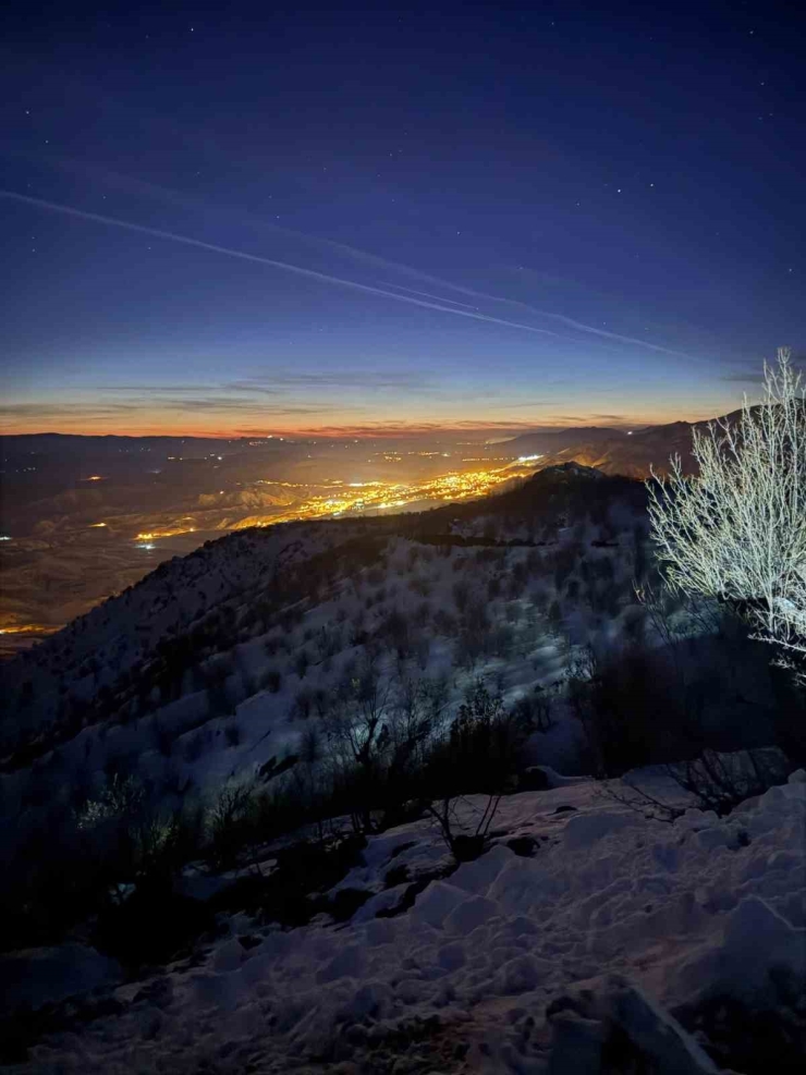 Kulp’ta Kar Yağışı Görsel Şölen Oluşturdu